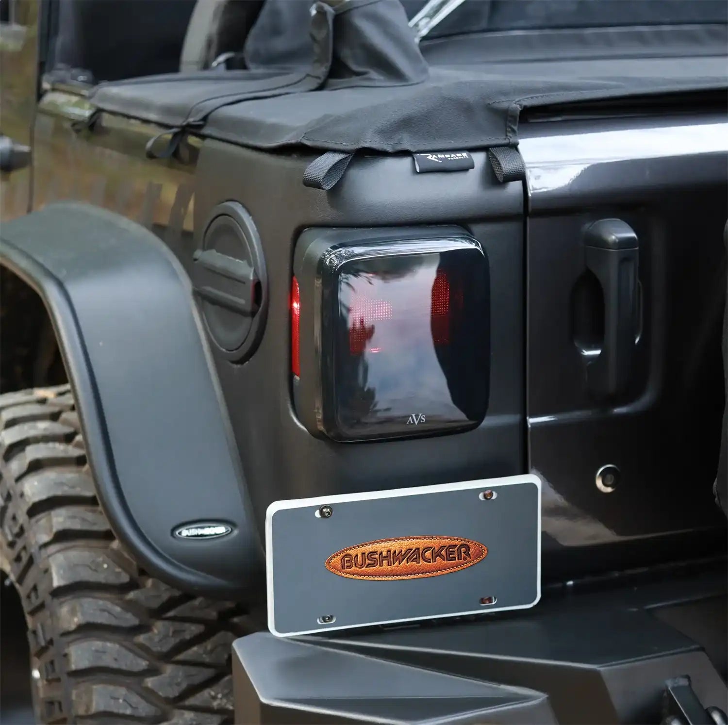 bushwacker_14084_trailarmorrearcorner_wranglerjl_2dr_4dr.jpg