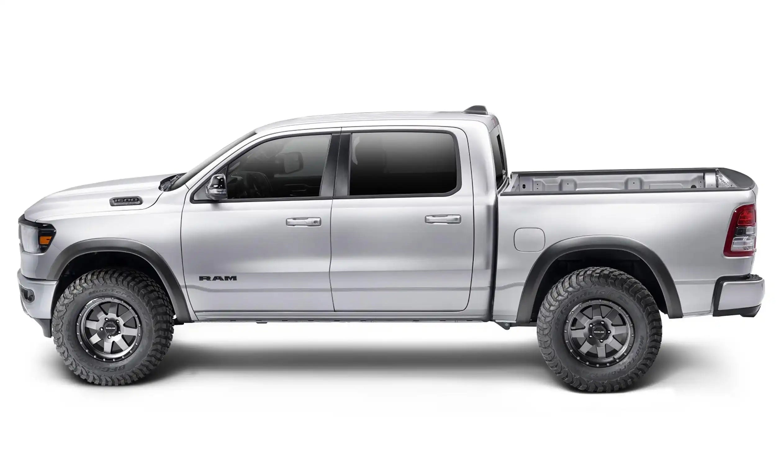 bw_EAF_flare_21Ram1500_Side.jpg