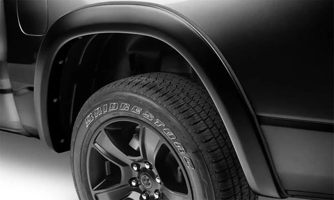 bw_OE_flares_19-21ram1500_diaBlk_rear_50920-85.jpg