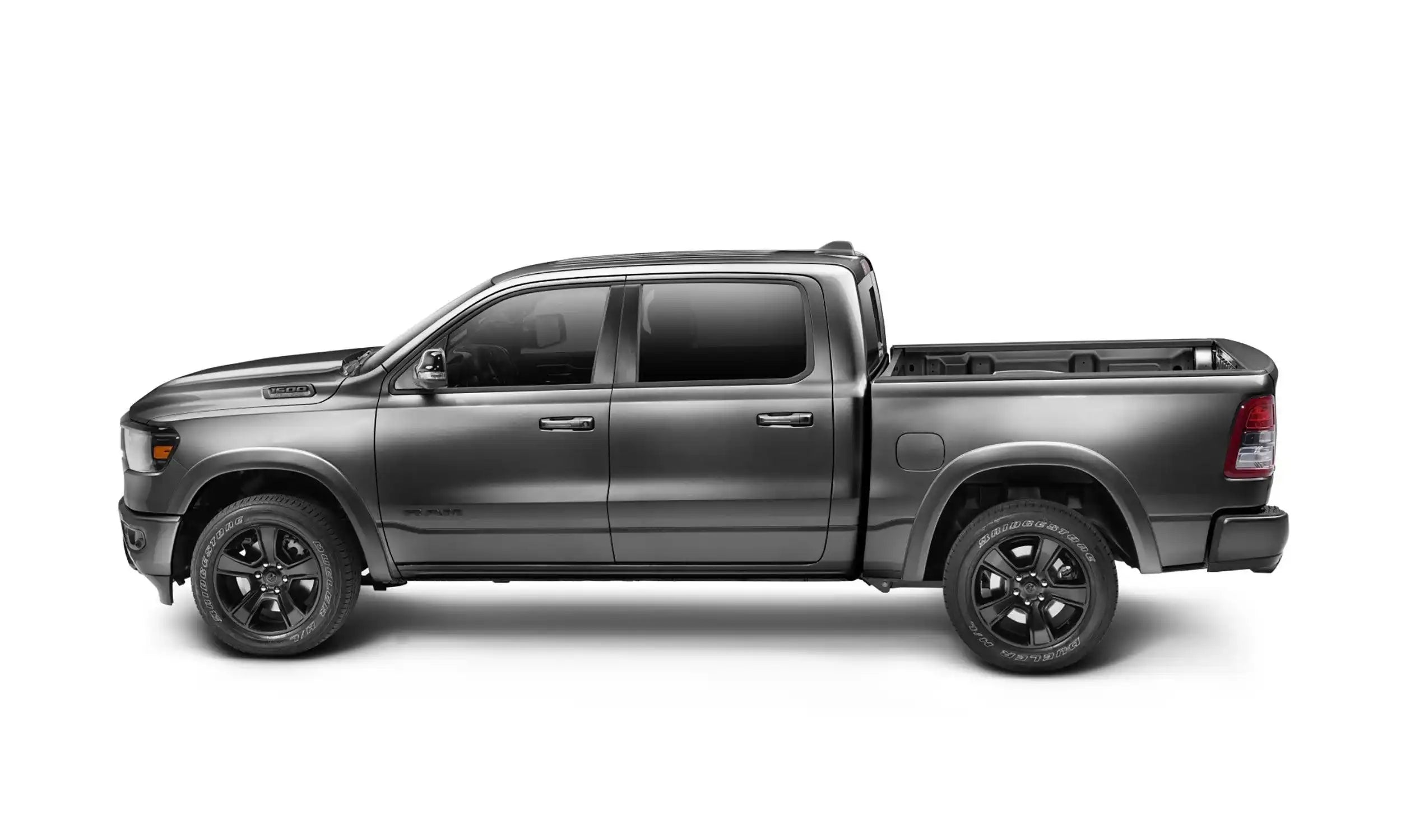 bw_OE_flares_19-21ram1500_grntCrystMet_side_50920-65.jpg