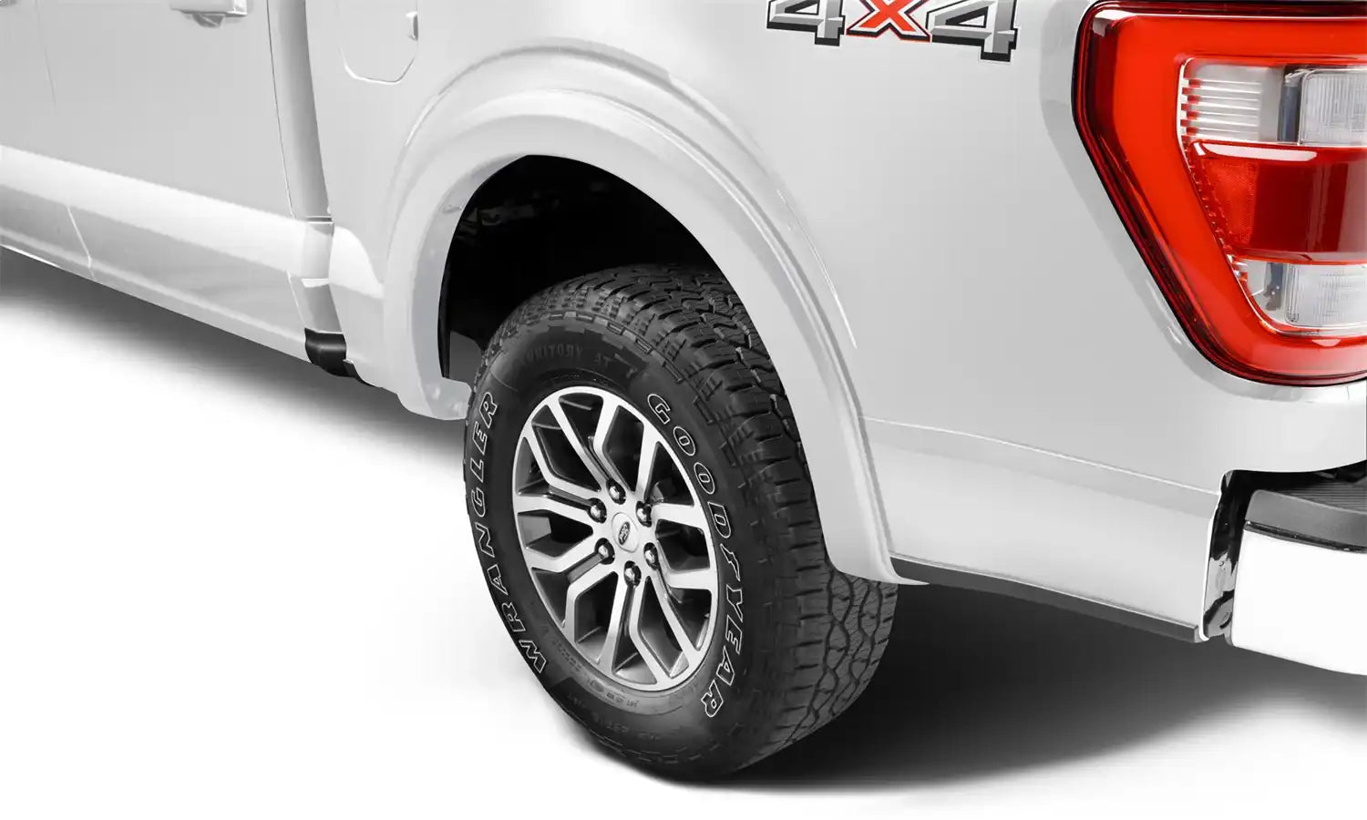 bw_OEflares_18-20fordF150_rear_oxfordWhite_20948-12.jpg
