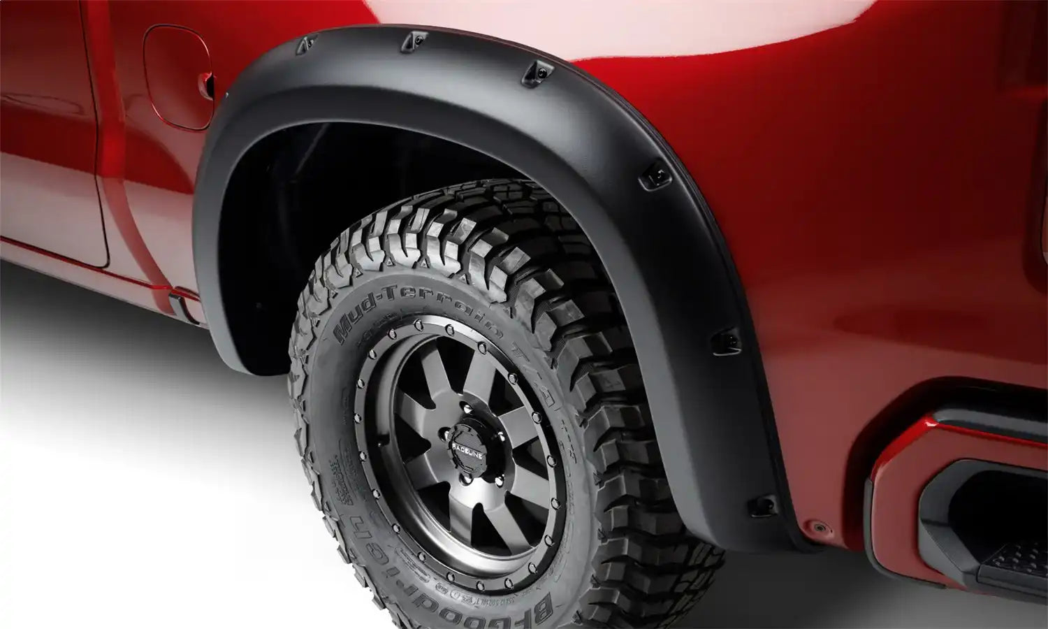 bw_forgeFlare_19-21ChevSilv1500_rear_48140-08.jpg