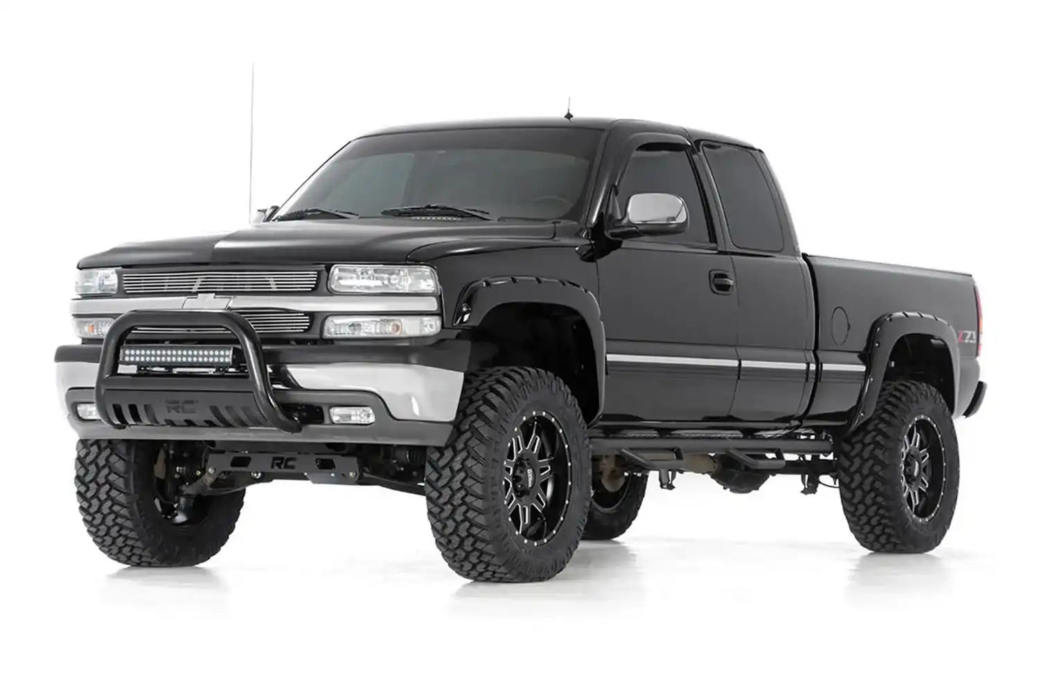 chevy-02-silverado-black-fd-studio-272n2_1.jpg