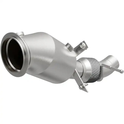 Magnaflow Conv DF 12-14 BMW 528i 2 L Closed Couple