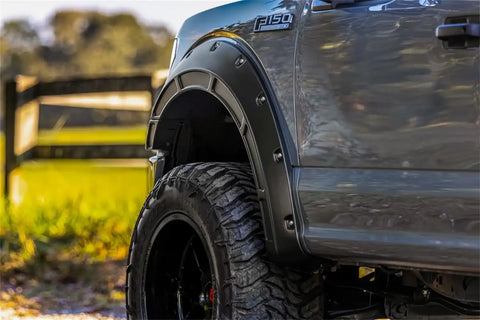 devans_truck_tighter_crop-1_1_1_1.jpg