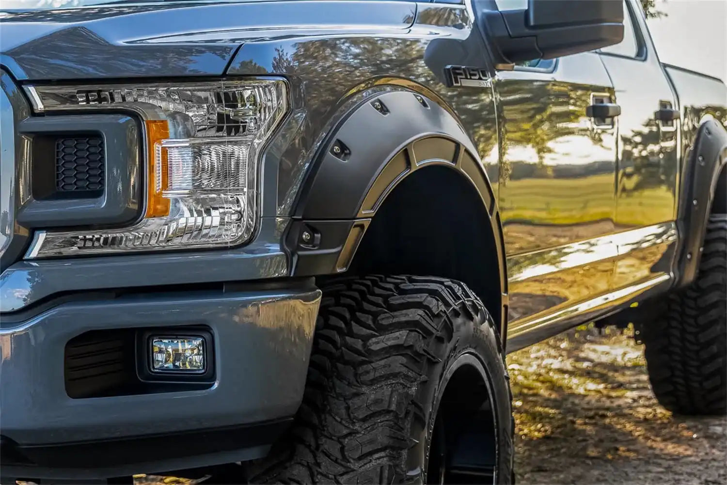 devans_truck_tighter_crop-3_1_1_1.jpg