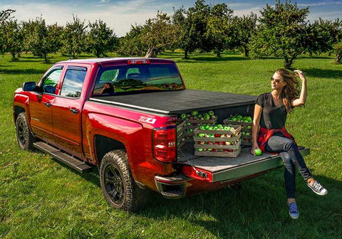 Extang Trifecta 2.0 Tri-Fold Tonneau Cover