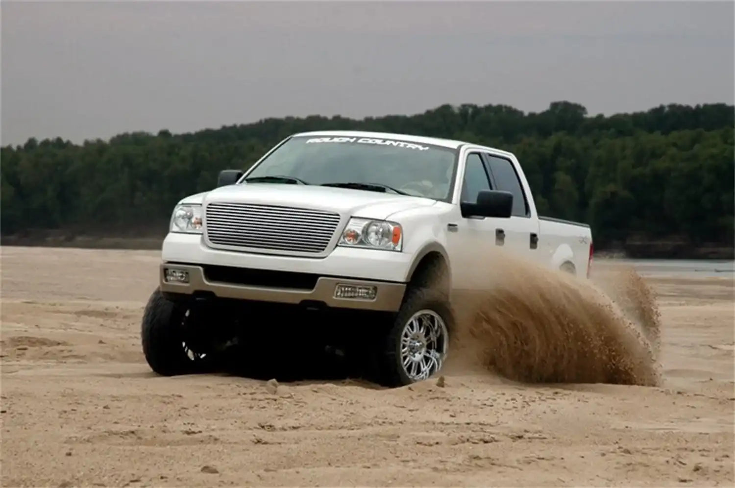 ford-lift-kit_576n2-installed_1.jpg