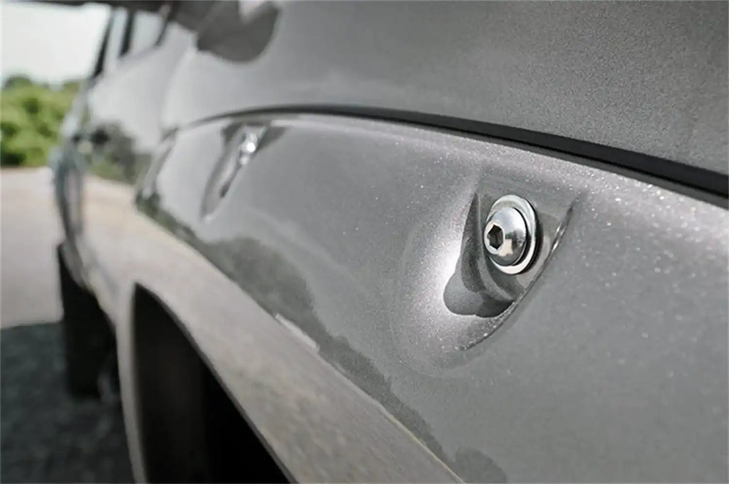 gm-fender-flares-painted_f-c10711-sim-rivet_1.jpg