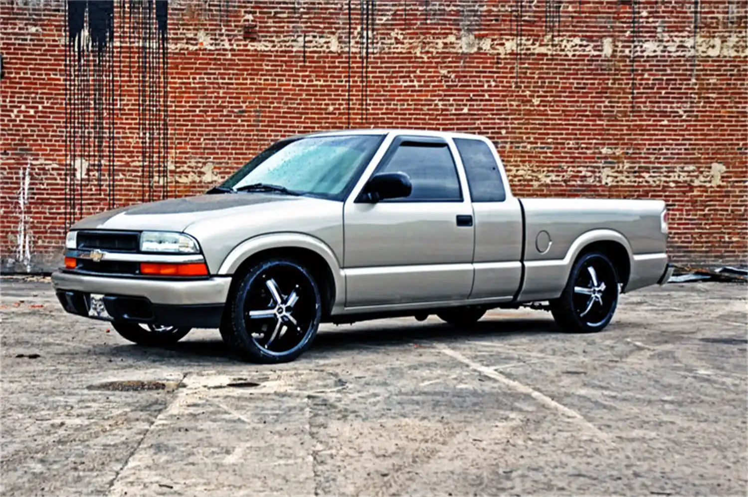 gm-lowering-kit_724-installed_1.jpg