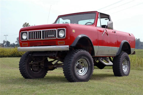 international-lift-kit_820n2-installed.jpg