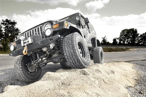 jeep-lift-kit_906s-installed_2_1.jpg