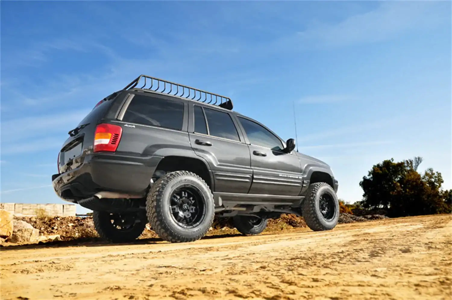 jeep-lift-kit_908-installed-1.jpg