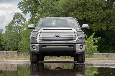 lights-30-inch-toyota-bumper-kit_70656-install-front.jpg