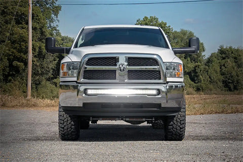 lights-40-inch-dodge-mounts_70569-white-ram2500-front_1.jpg