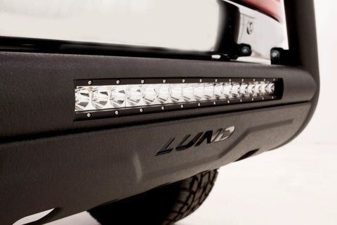 lund_47121308_bullbar_closeup.jpg