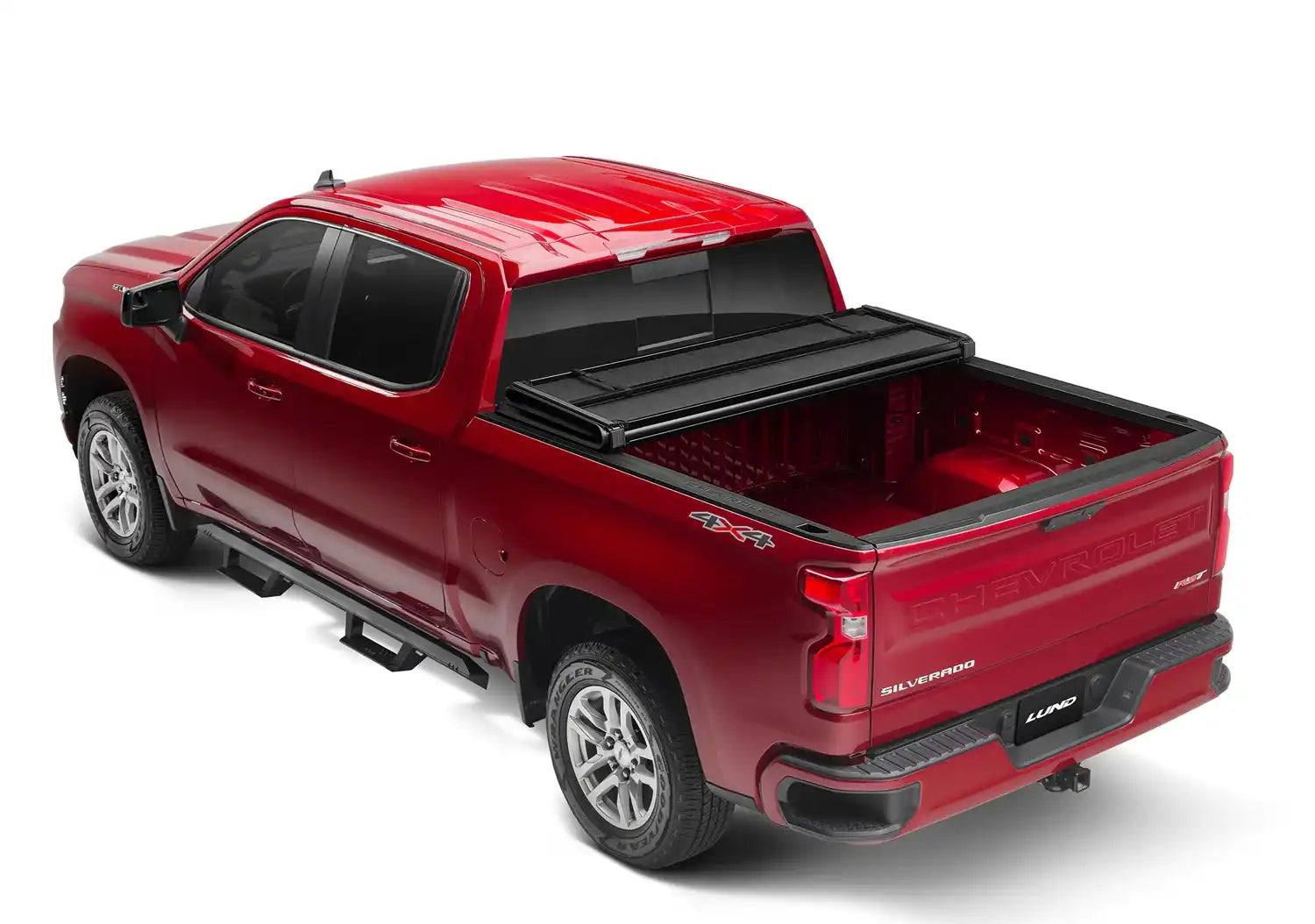 lund_hardfold_tonneaucover_mounted2969166.jpg