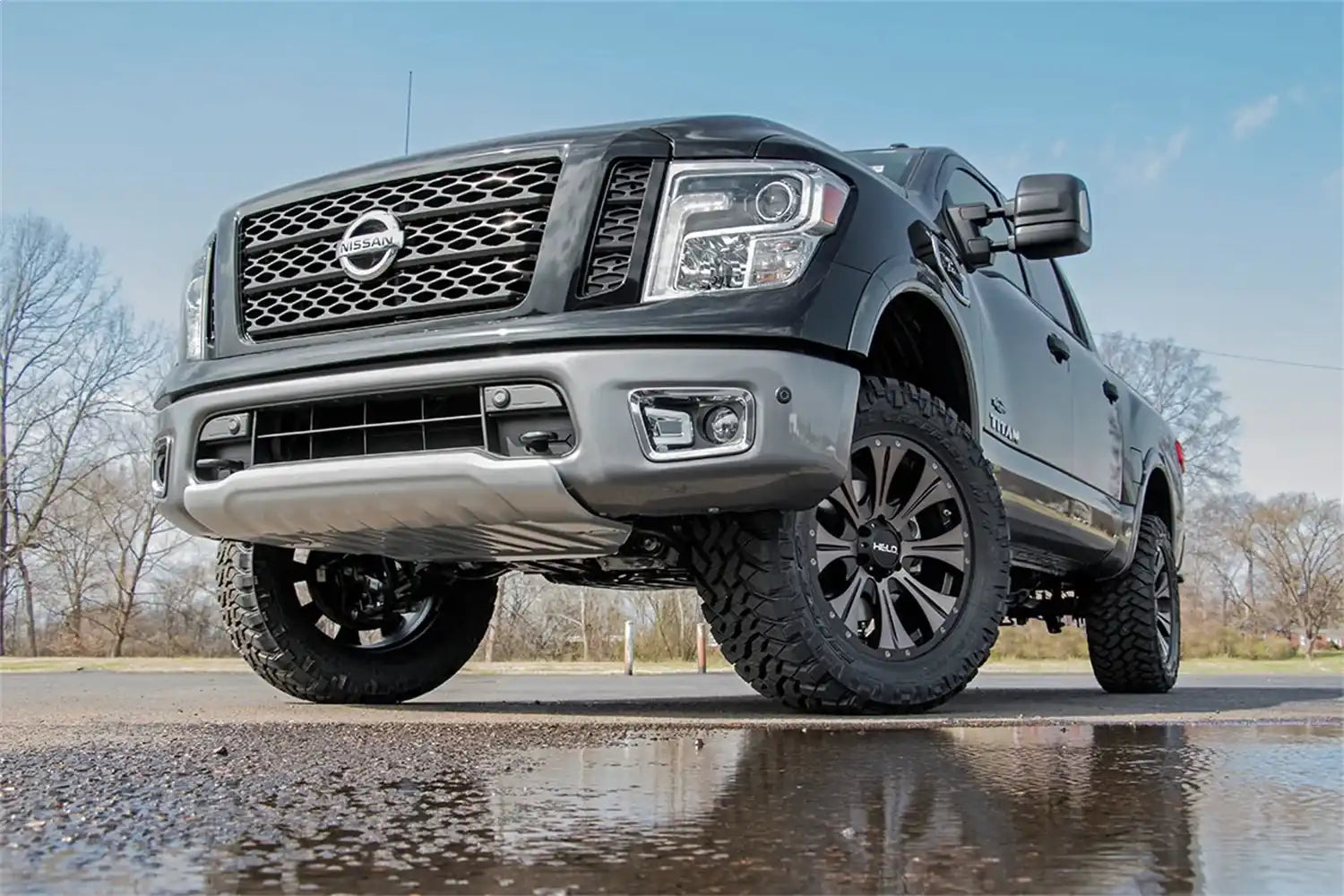 nissan-lift-kit_83400-blacktitan5_1.jpg