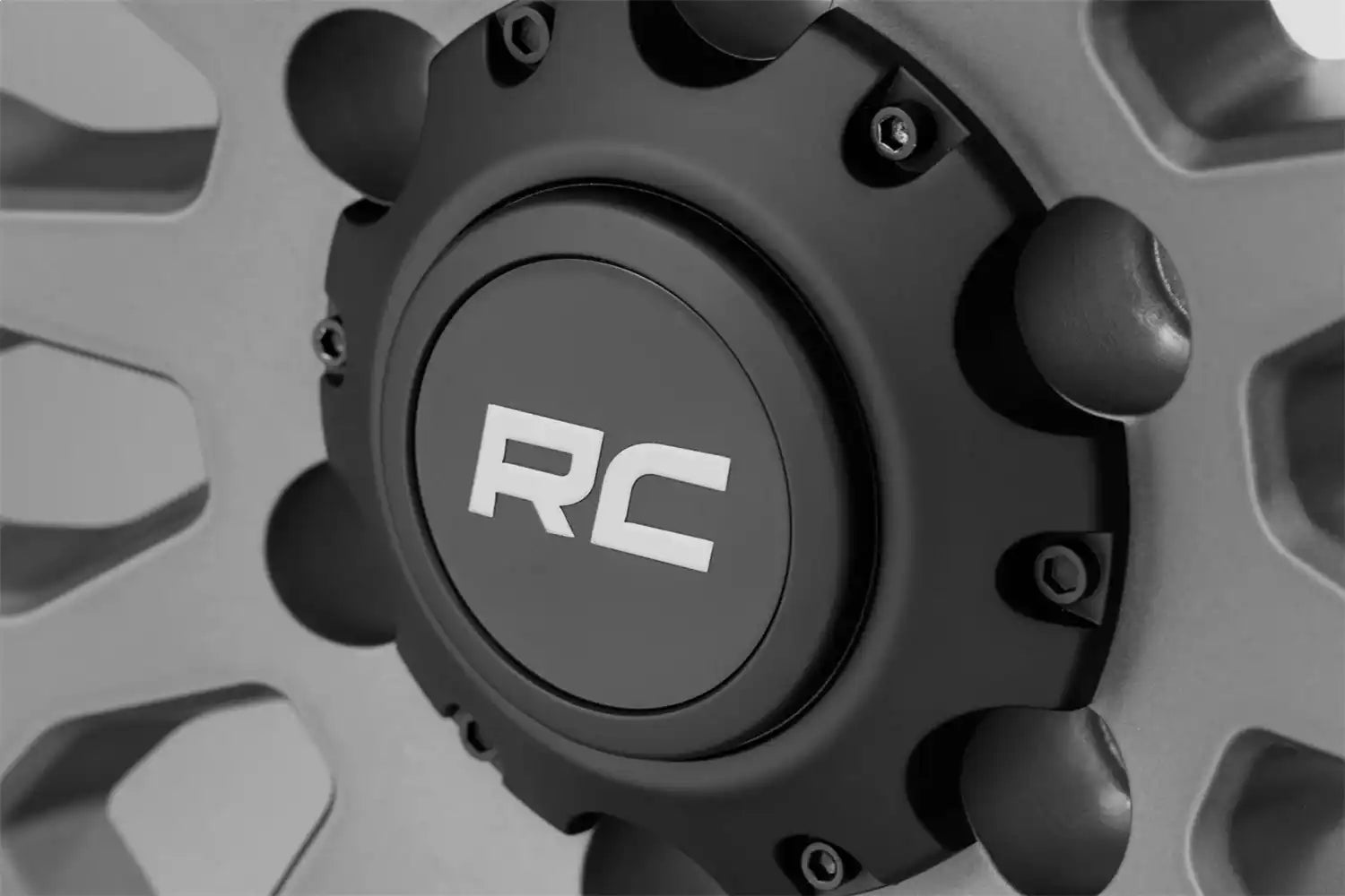 series_87_gray-black_wheels4.jpg