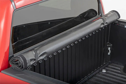 tundra-soft-roll-up-cover-install4_2.jpg