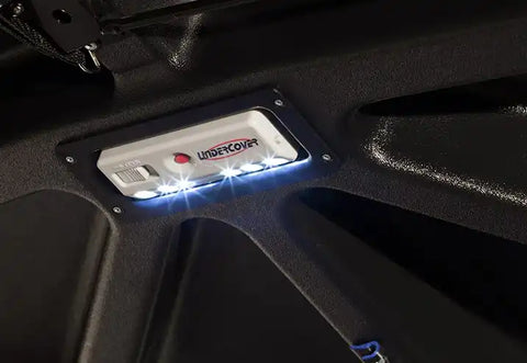 Undercover Elite Smooth One-Piece Tonneau Cover