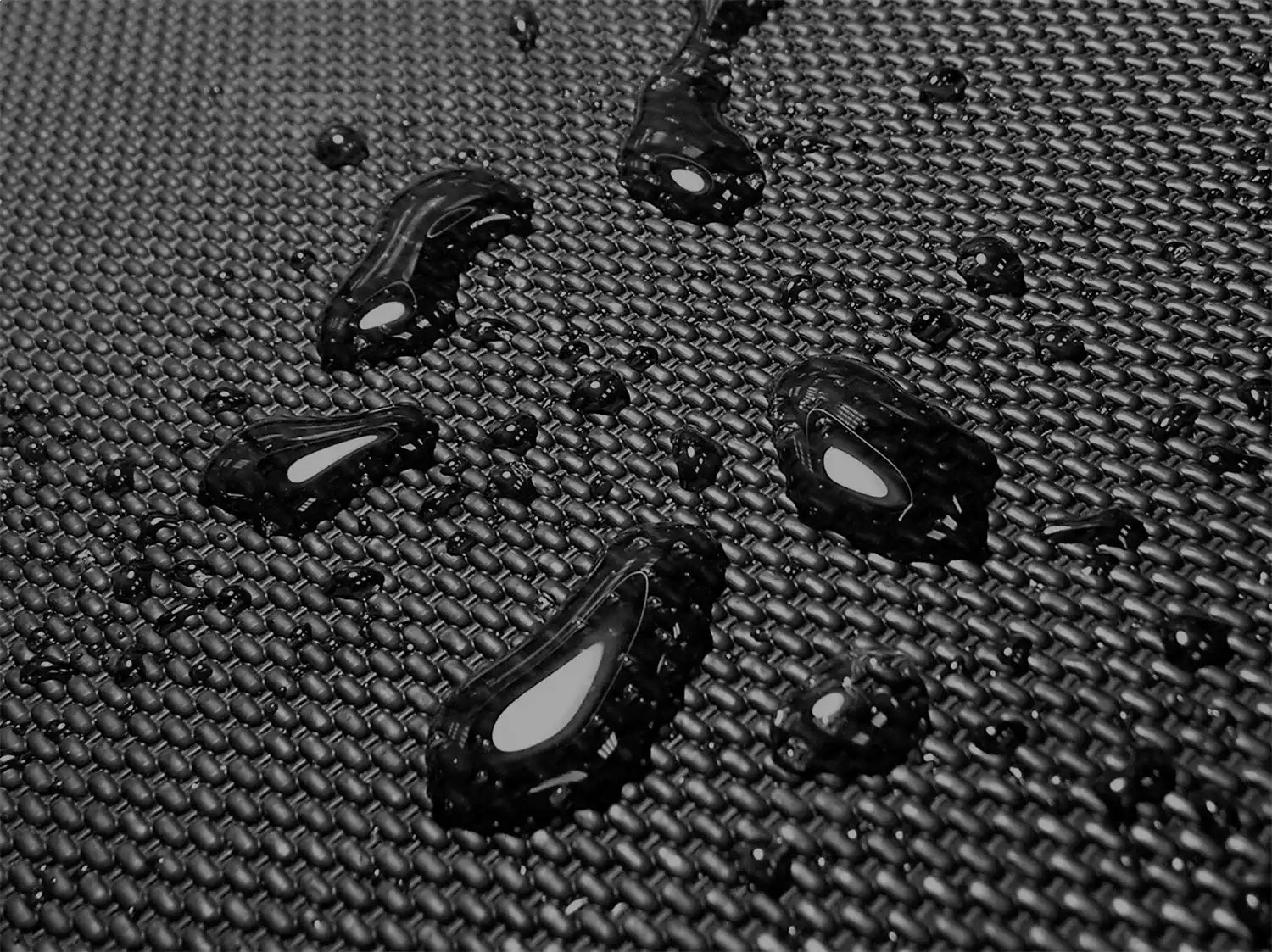 waterdrops_kagu_black.jpg